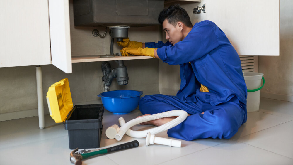 How to Start a Plumbing Business