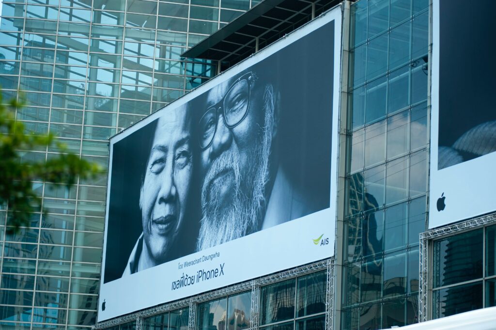Billboard advertising outdoor business ideas